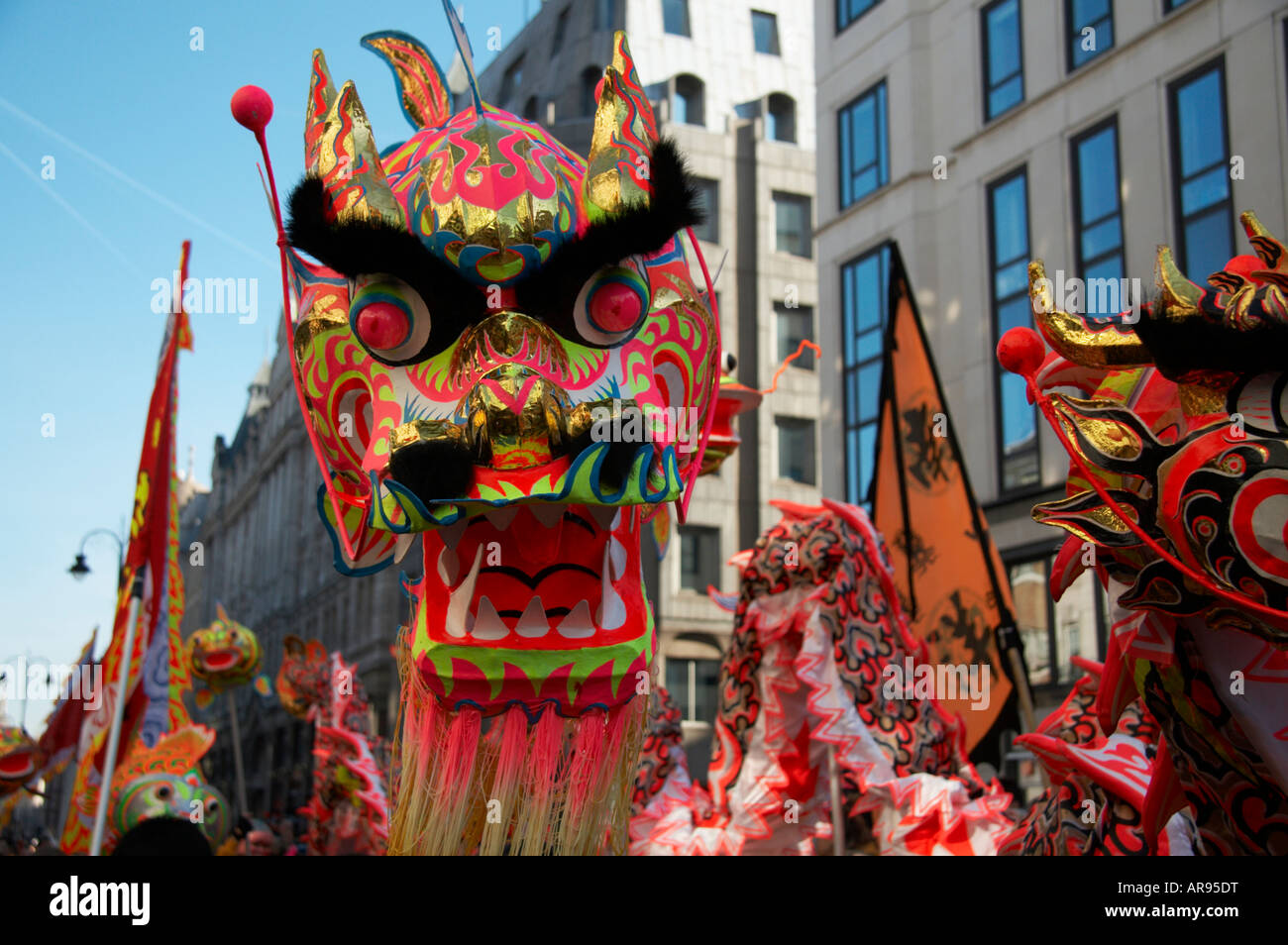 dragon dance chinese new year london