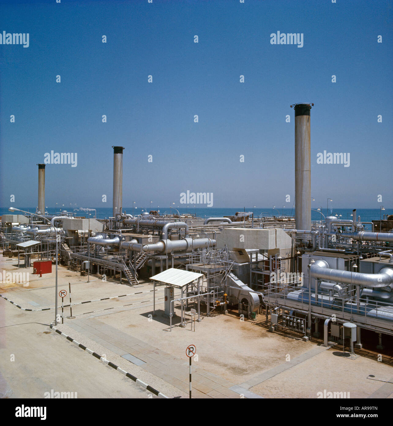 Saudi Arabia Oil Industry Refinery Stock Photo Alamy