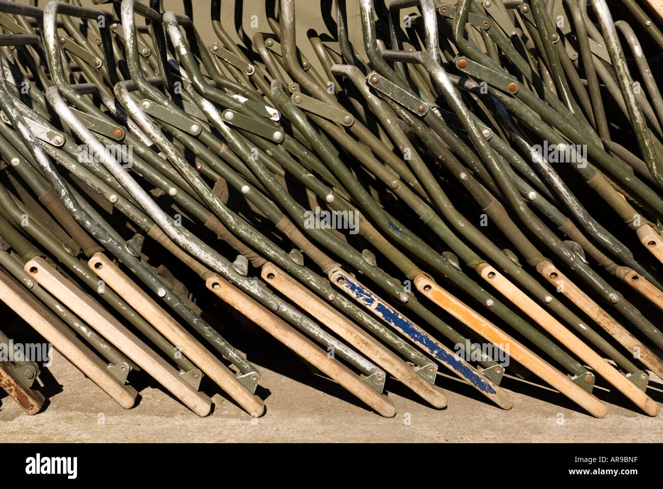 Army surplus store hi-res stock photography and images - Alamy