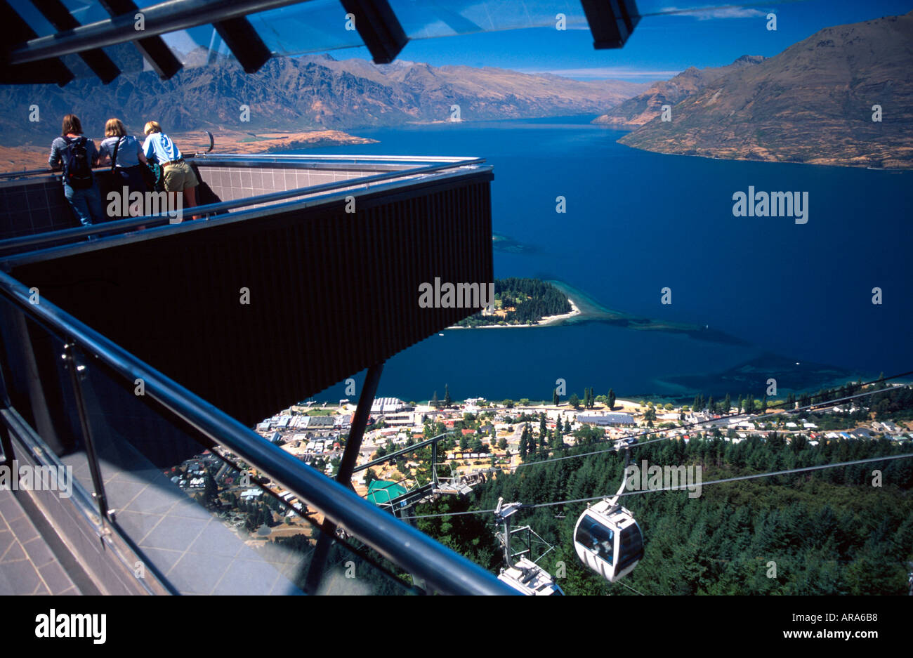 View over Queenstown and Lake Wakatipu from Skyline Complex South ...