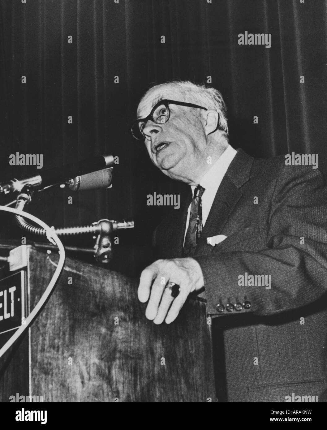 United nations hotel Black and White Stock Photos & Images Alamy