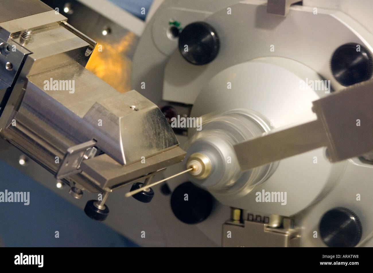X Ray diffractometer with a capillary sample holder spinning in centre