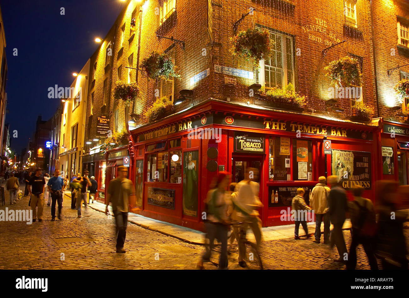 Temple Bar district in Dublin Stock Photo Alamy