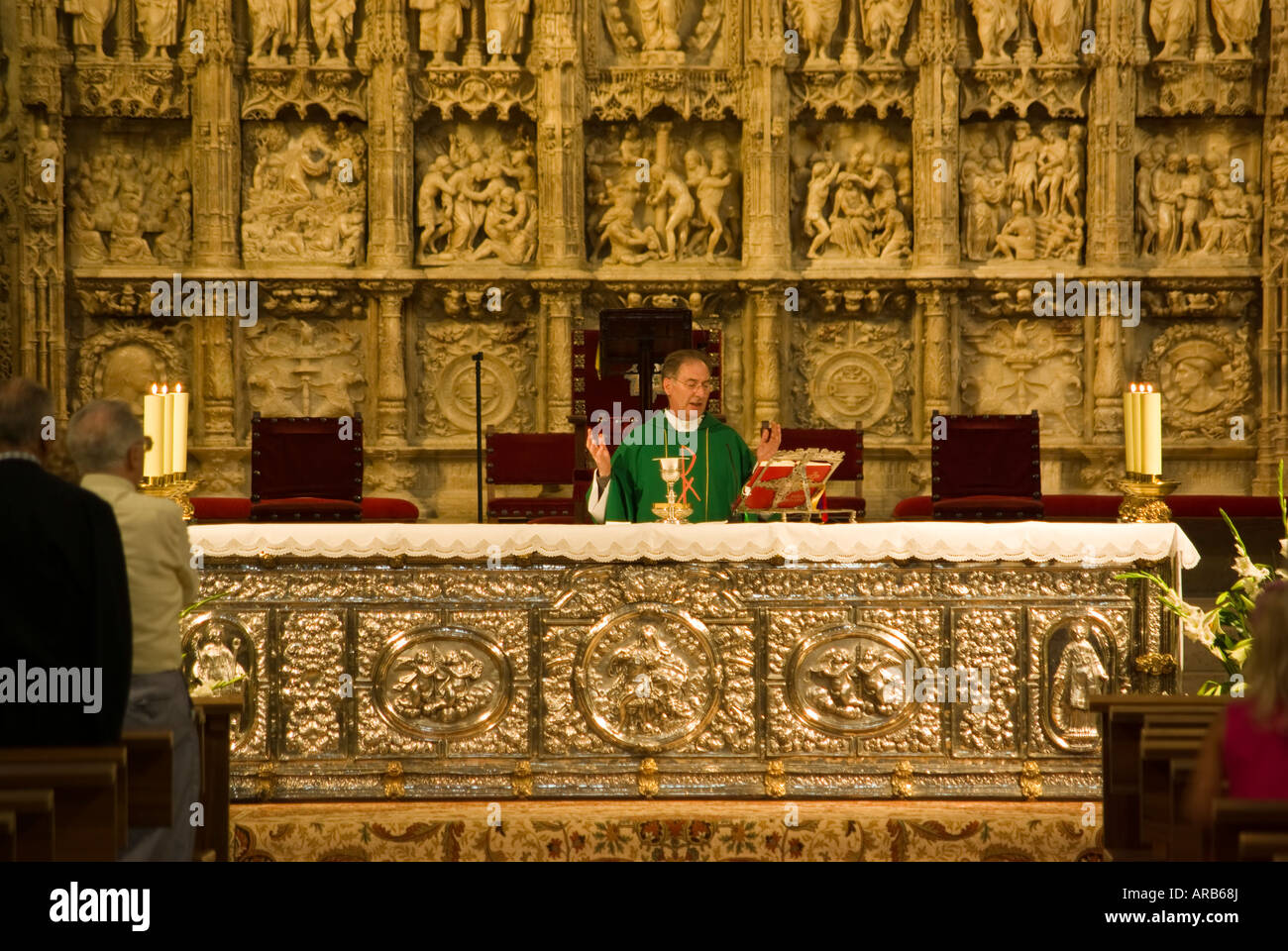 Sunday mass, Huesca Cathedral (Catedral de la Transfiguración del Señor