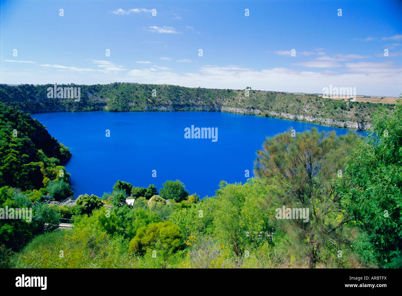 The Blue Lake, South Australia, Australia Stock Photo: 16004989 ...
