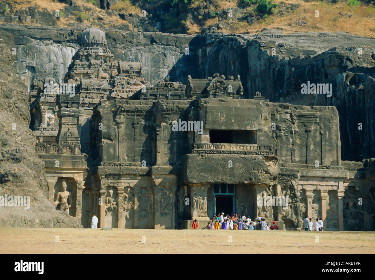 The huge Kailasa (Kailash) Temple, Ellora, Maharashtra State, India Stock Photo