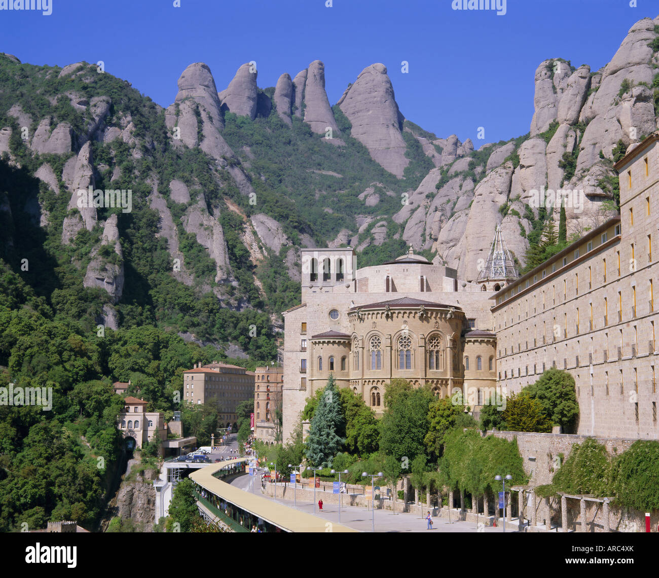 Montserrat Monastery founded in 1025, Catalunya (Catalonia) (Cataluna), Spain, Europe Stock Photo