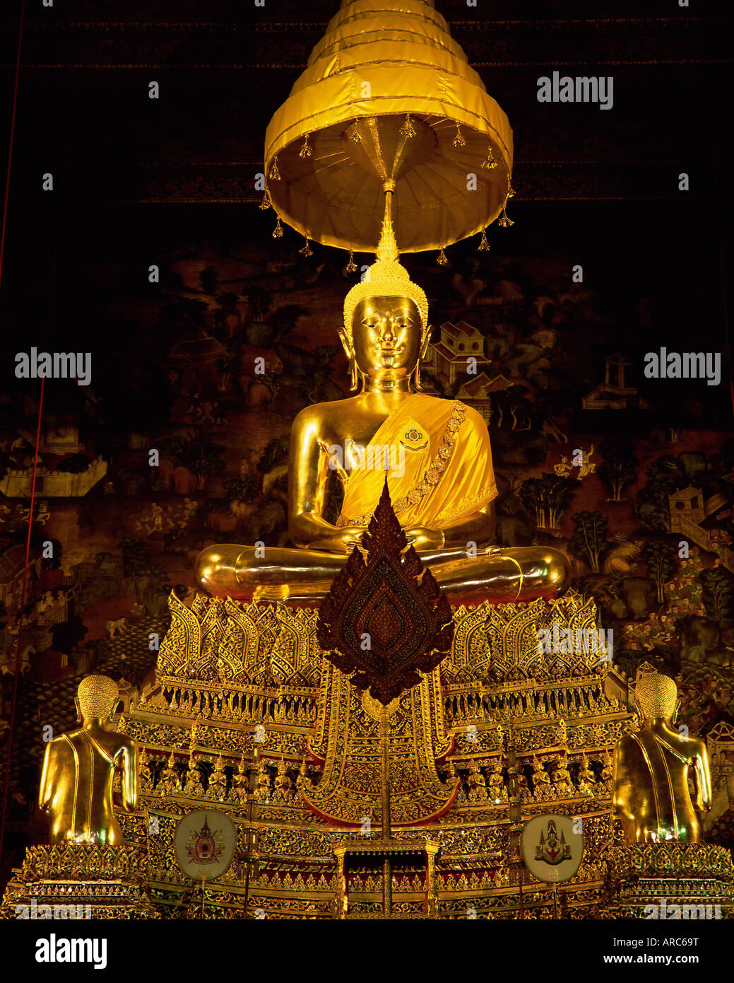 Statue of the Buddha, Wat Pho (Wat Po) (Wat Phra Chetuphon), Bangkok, Thailand, Southeast Asia, Asia Stock Photo