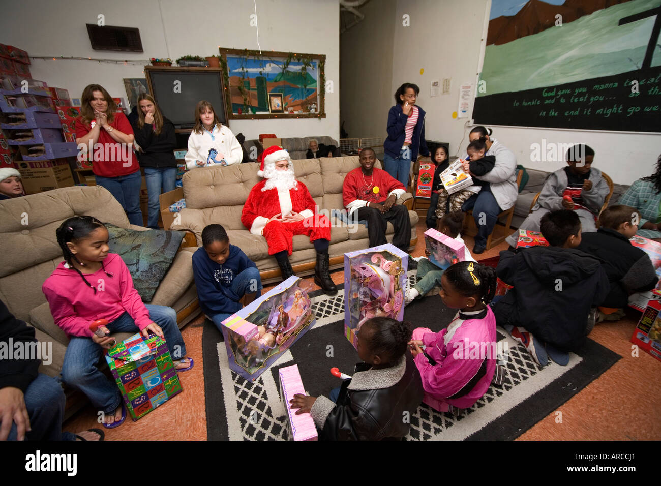 Poverty children christmas hires stock photography and images Alamy
