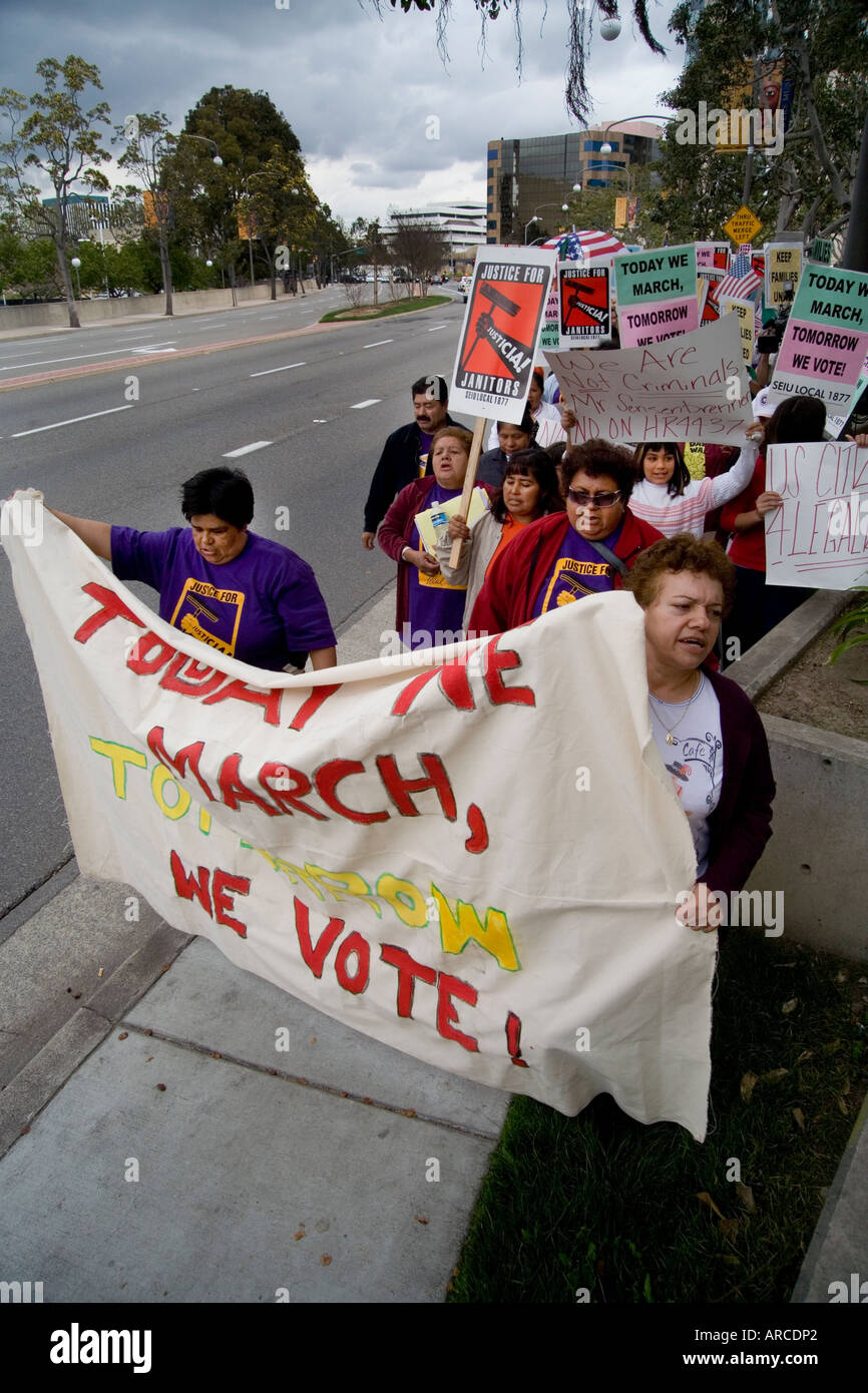 Hispanics participate in a demonstration supporting amnesty and US citizenship Stock Photo