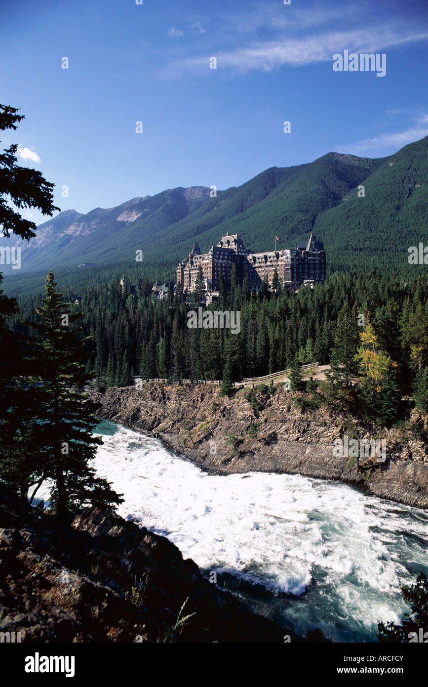 Bow River and Banff Springs Hotel, Banff National Park, Rocky Mountains ...