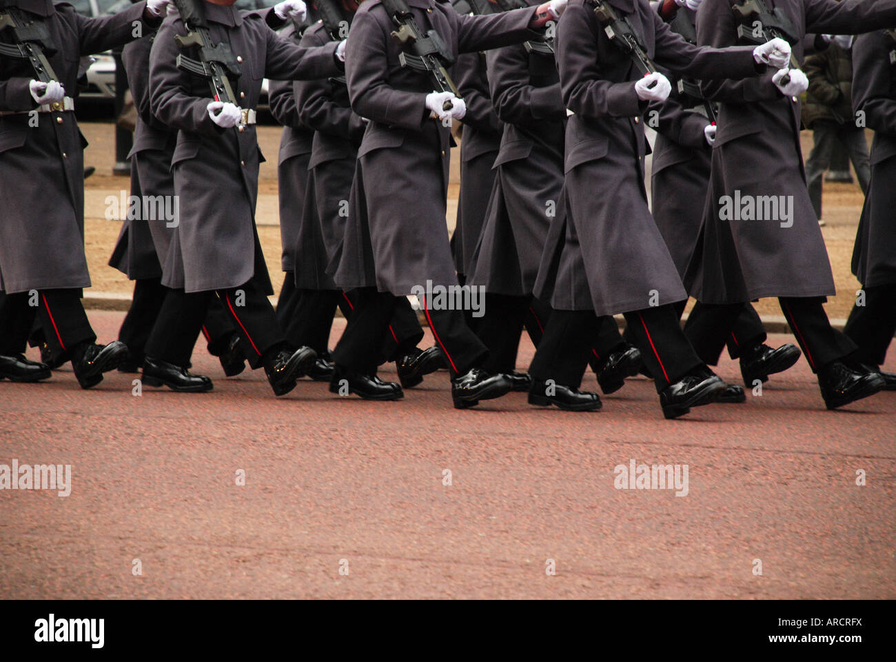 Army marching boots hi-res stock photography and images - Alamy