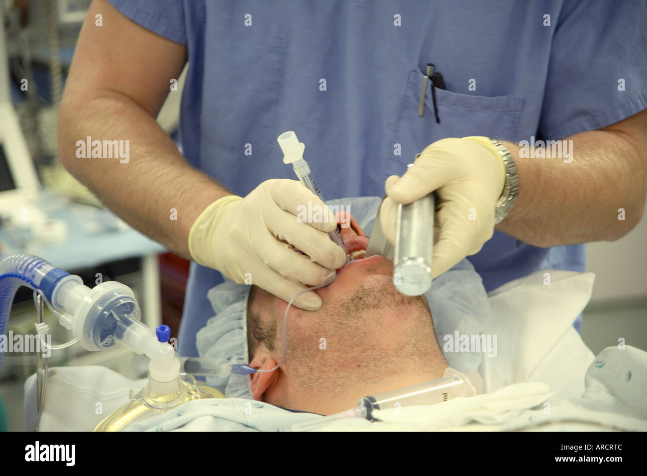 Endotracheal intubation hires stock photography and images Alamy