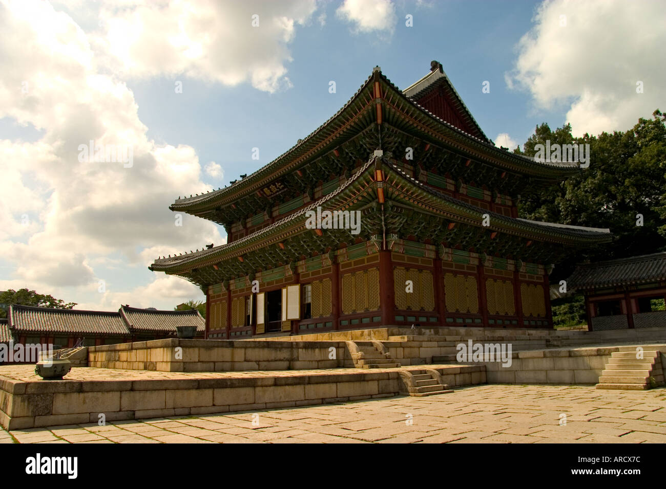 Palace Courtyard - Changdeokgung Palace and Huwon Stock Photo