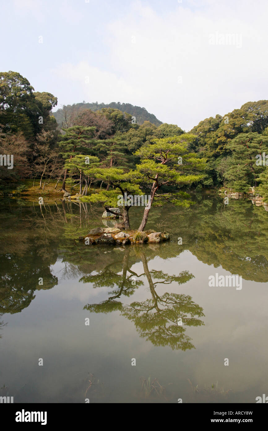 Kyoko-chi (The Mirror Pond) in the grounds of Kinkaku-ji (kinkakuji) Temple, Kyoto, Japan Stock Photo