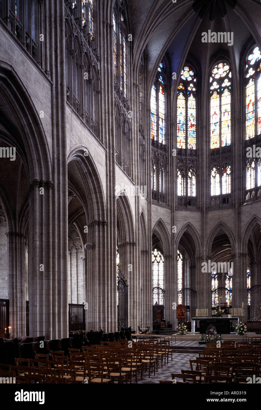 Évreux, Kathedrale, Blick in den Chor Stock Photo