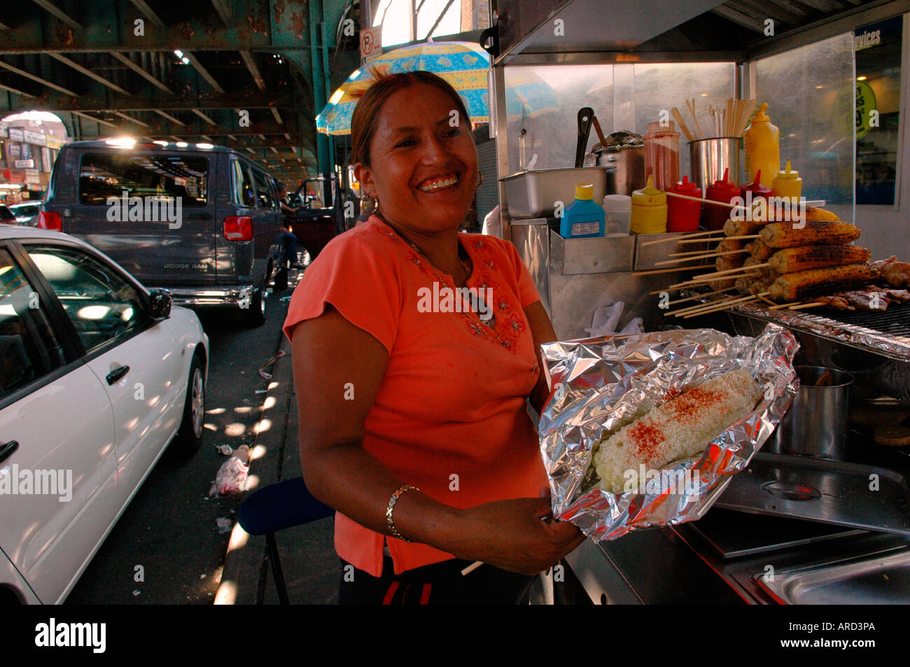 Food carts on Roosevelt Ave. in Jackson Heights, Queens, NYC Stock