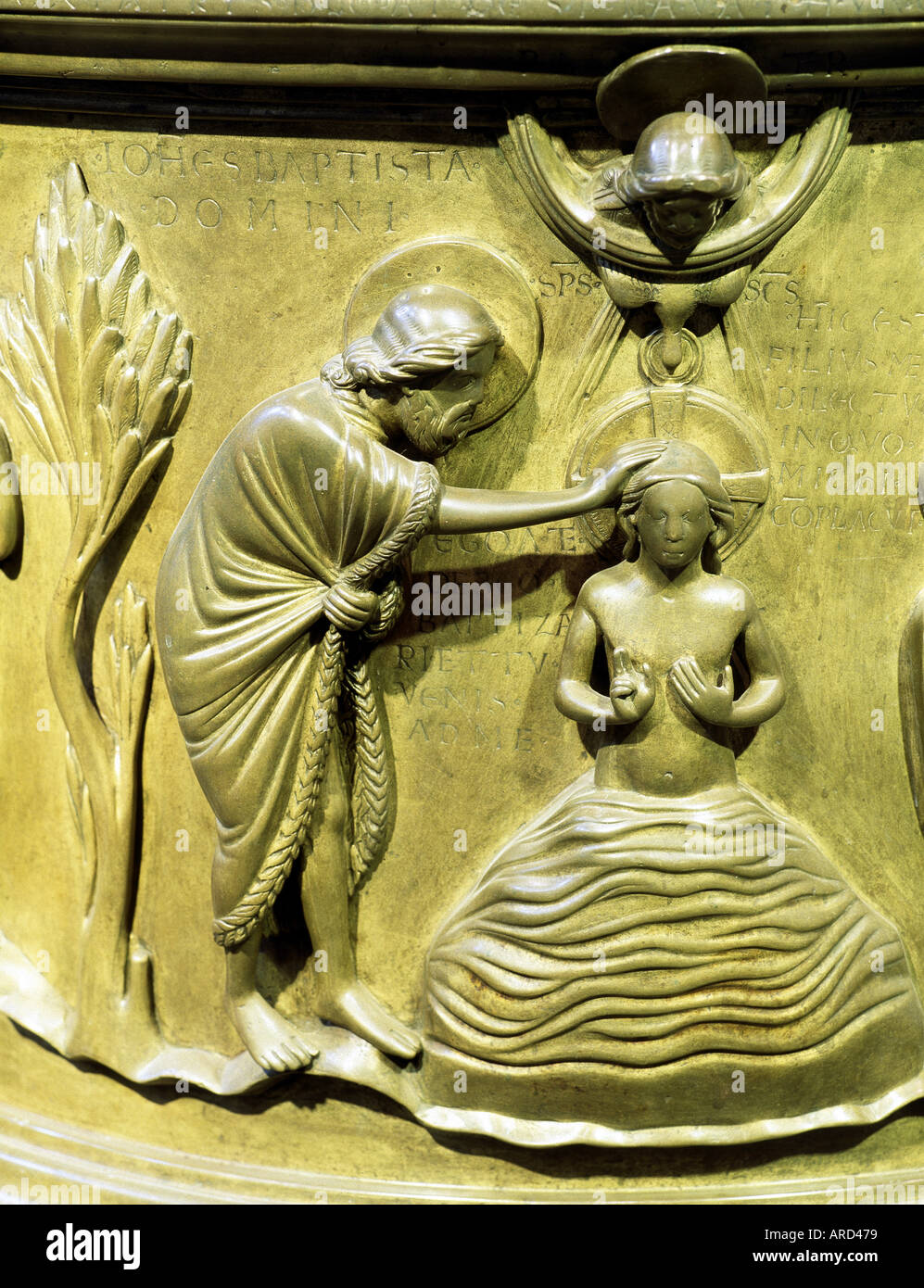 Lüttich, St. Bartholomäus, Romanisches Bronzetaufbecken (Detail) Stock Photo