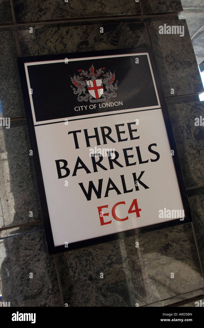 Three Barrels Walk EC4 by the River Thames City of London GB UK Stock Photo