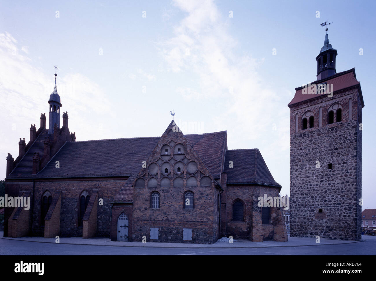 Luckenwalde, Pfarrkirche, mit Marktturm Stock Photo