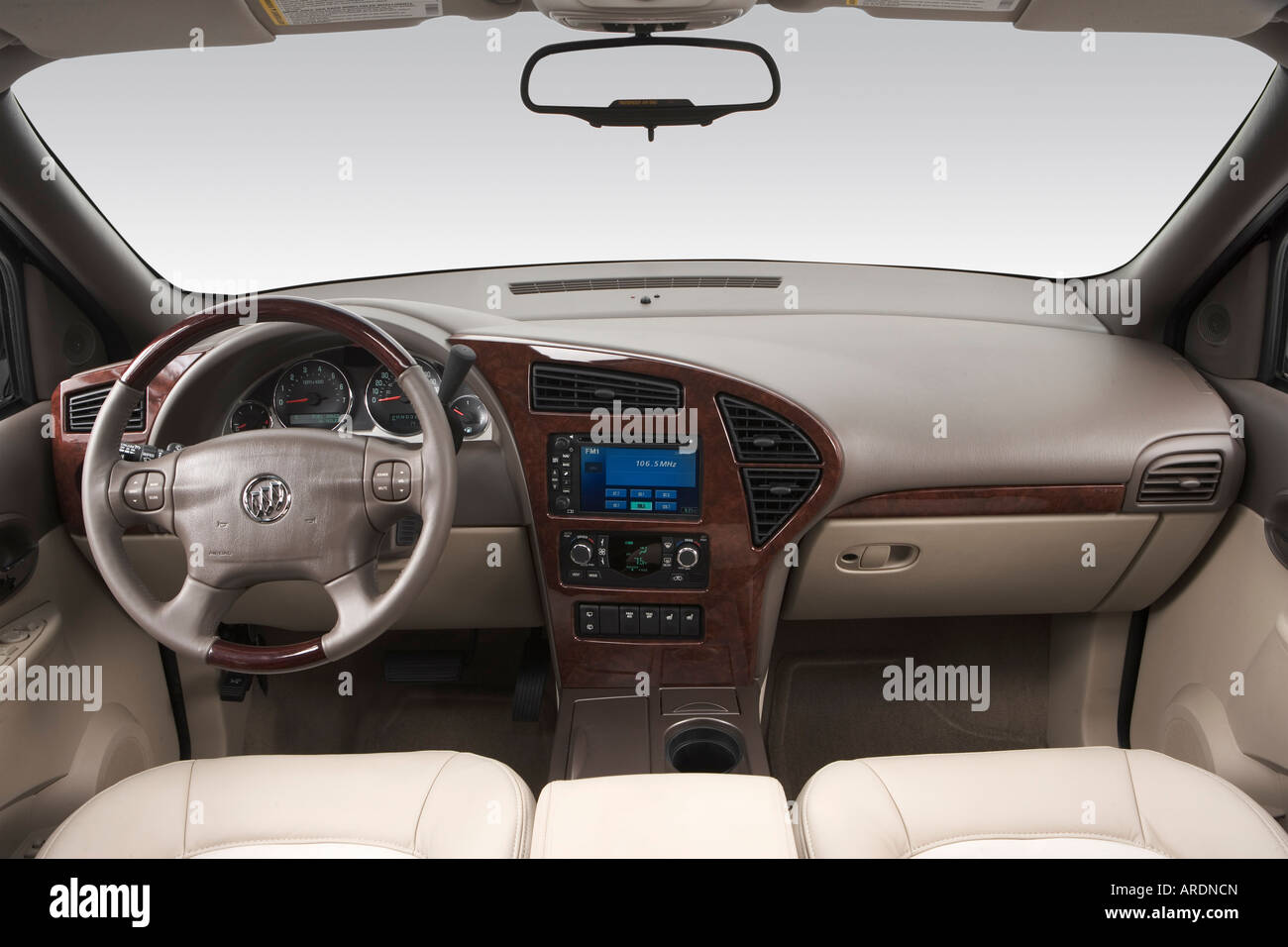 2007 Buick Rendezvous CXL in Black Dashboard, center console, gear