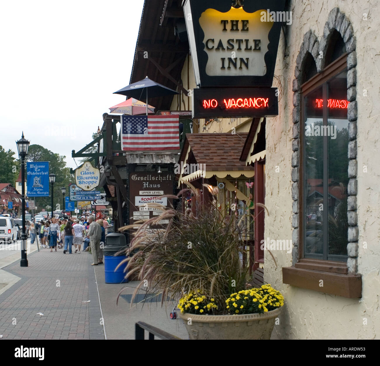 Helen USA street scene with shops Stock Photo Alamy