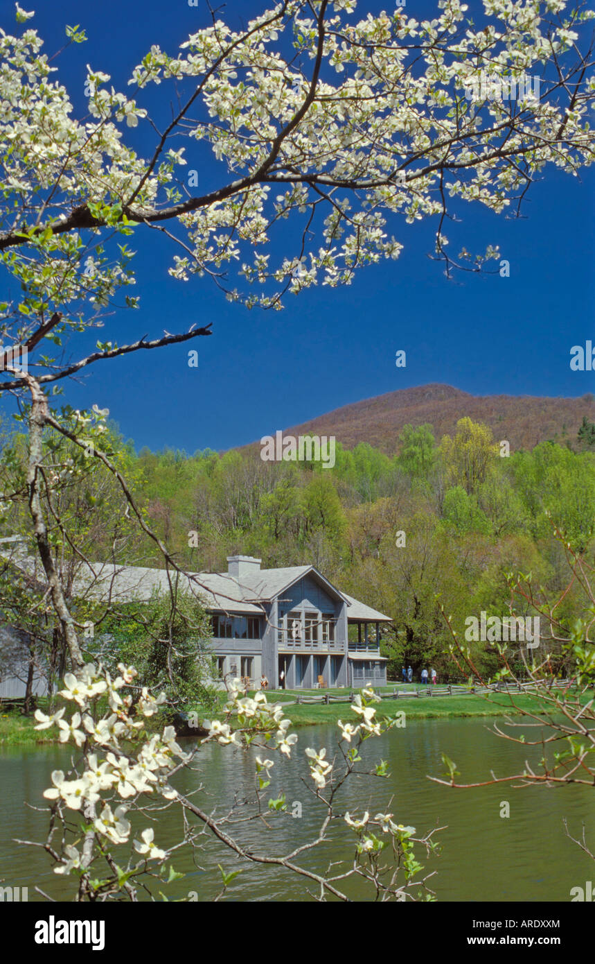 Peaks Of Otter Stock Photos & Peaks Of Otter Stock Images Alamy