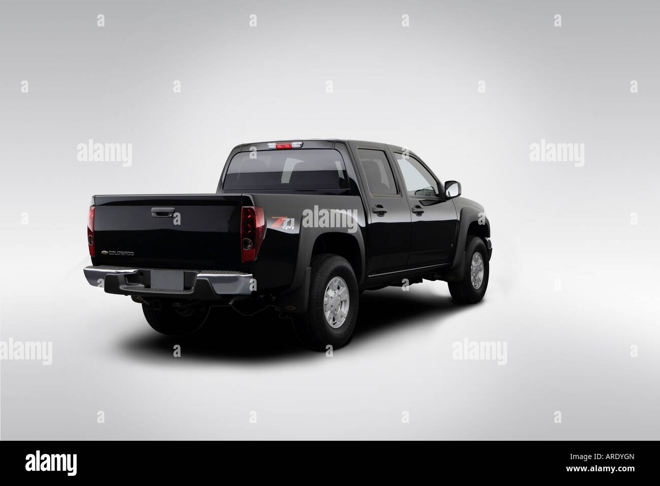 2006 Chevrolet Colorado LT in Black - Rear angle view Stock Photo - Alamy
