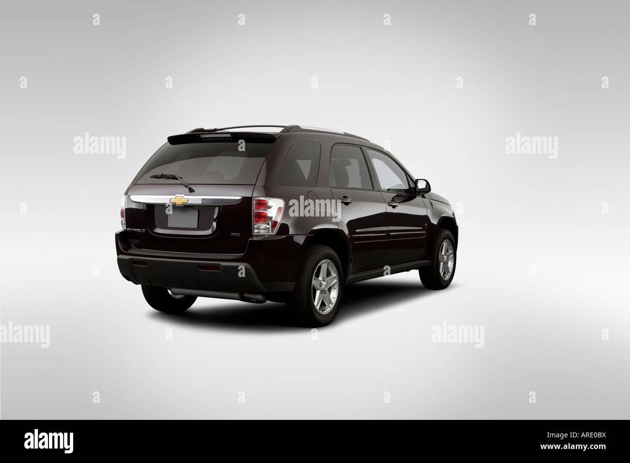 2006 Chevrolet Equinox LT in Black - Rear angle view Stock Photo - Alamy