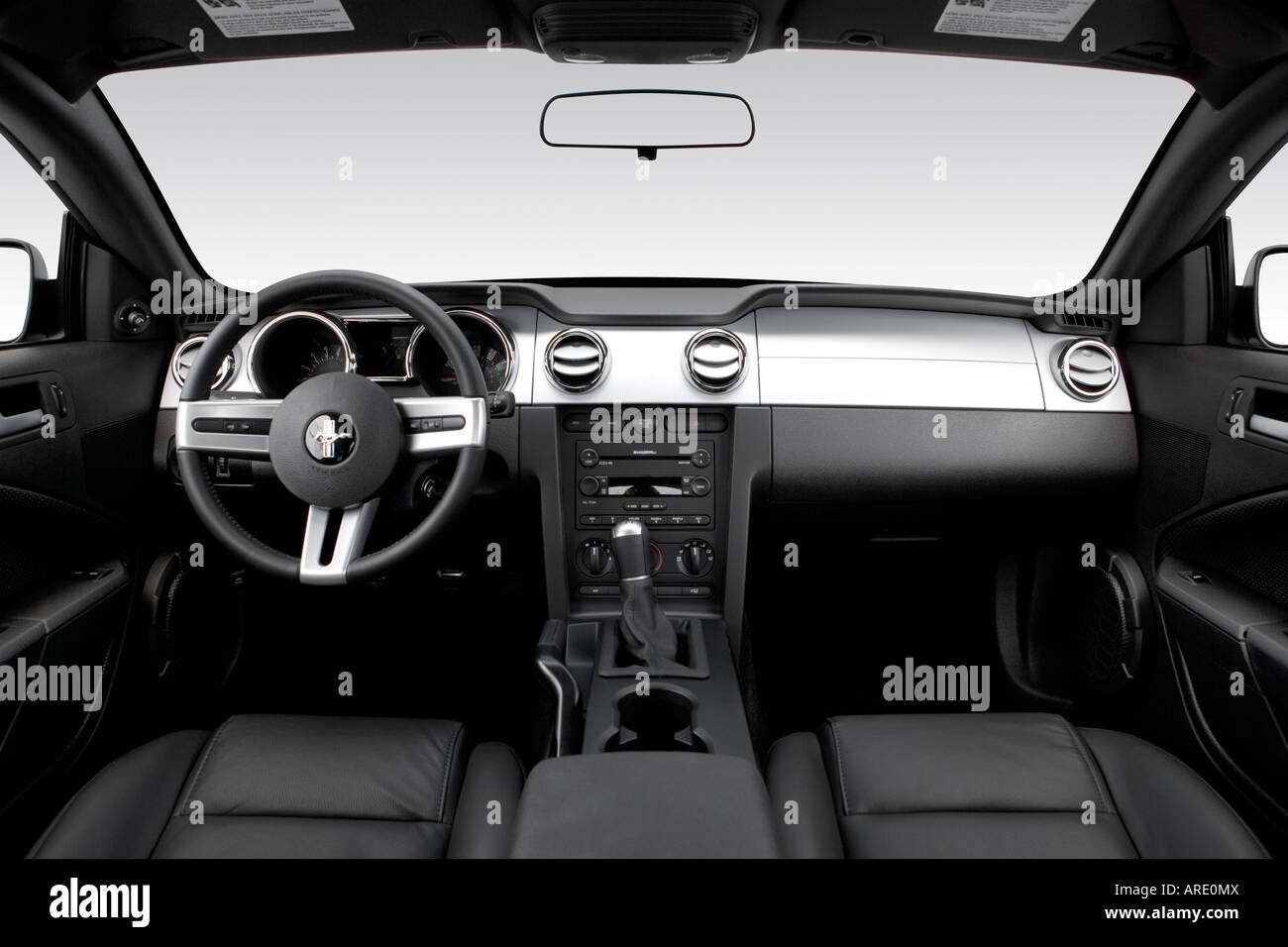 2006 mustang gt dashboard deals