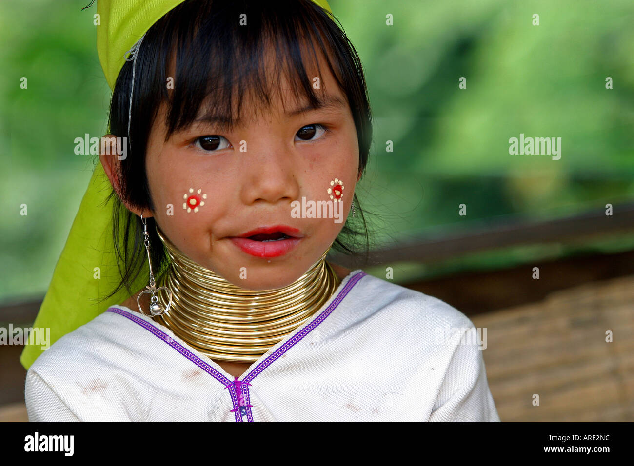 Image of Old Myanmar Women with Neck Rings-KQ022129-Picxy
