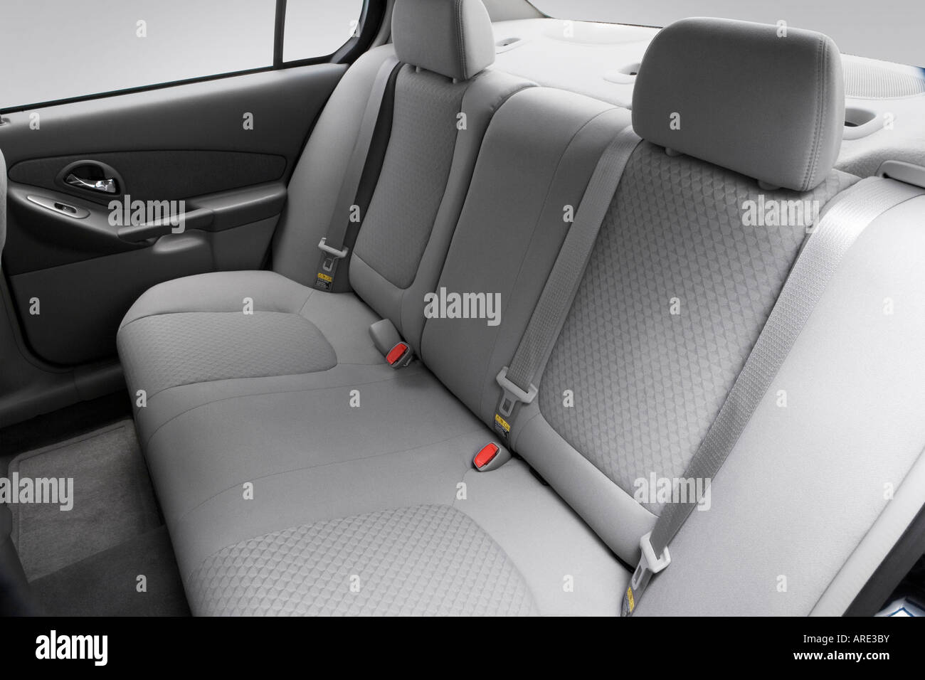 2005 Chevrolet Malibu LT in Blue - Rear seats Stock Photo - Alamy, image size:1300x956