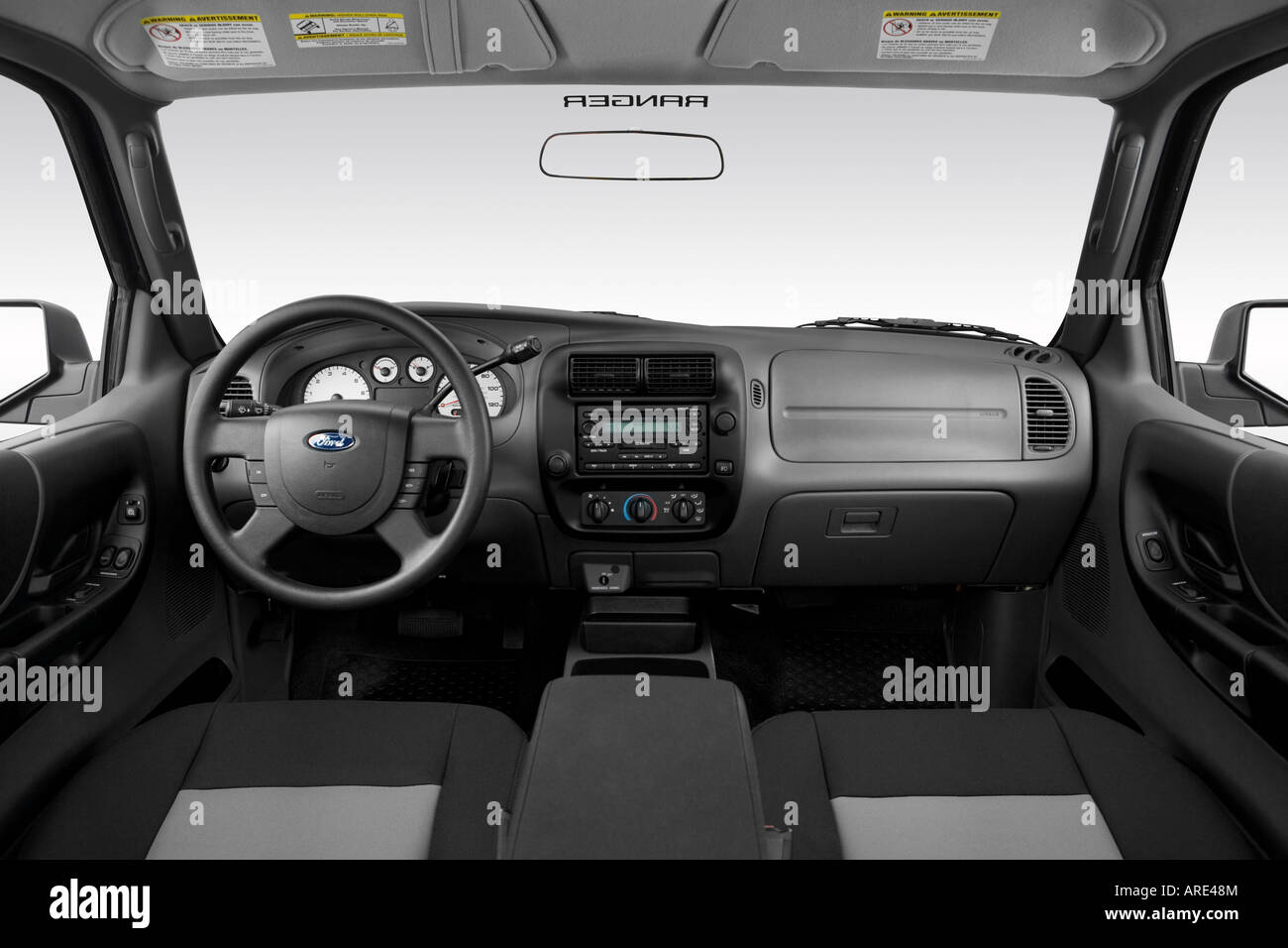 2006 Ford Ranger Sport in Gray - Dashboard, center console ...