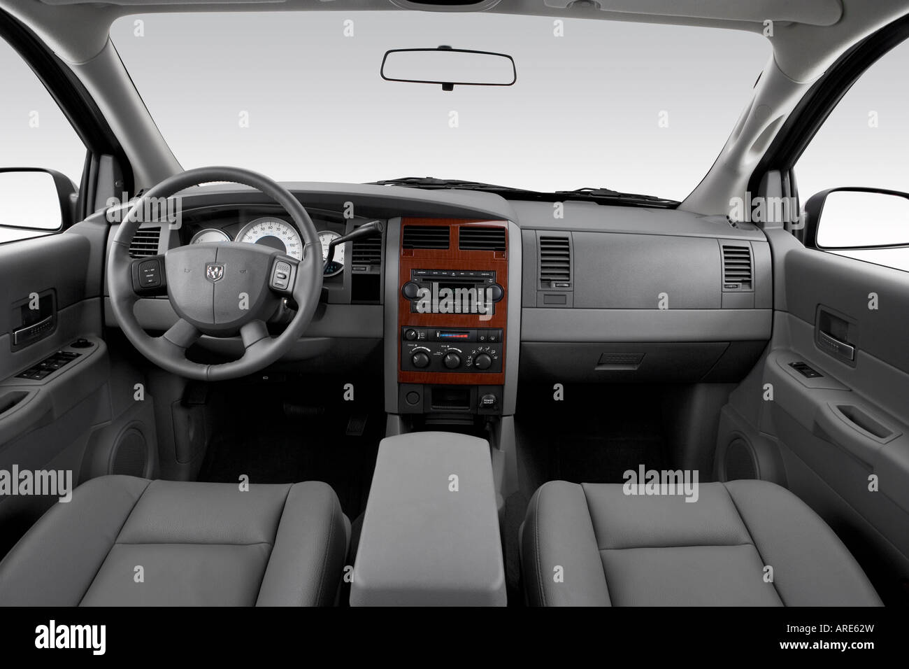 2006 Dodge Durango SLT in Blue Dashboard, center console, gear
