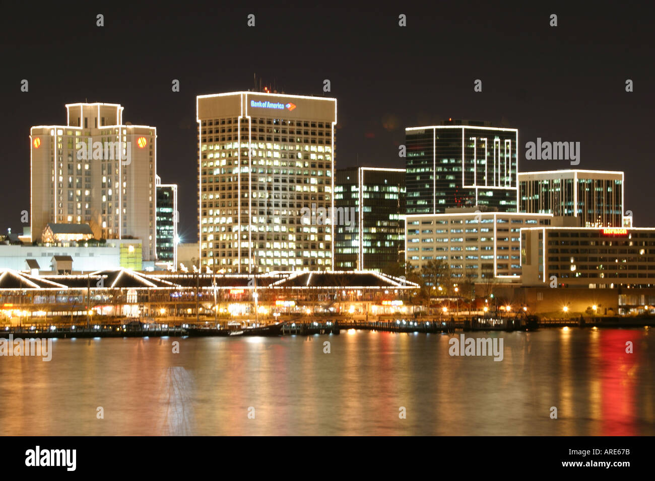 Downtown Norfolk Skyline High Resolution Stock Photography And Images Alamy