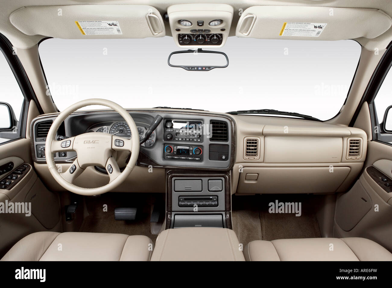 2006 GMC Yukon Denali in Black Dashboard, center console, gear