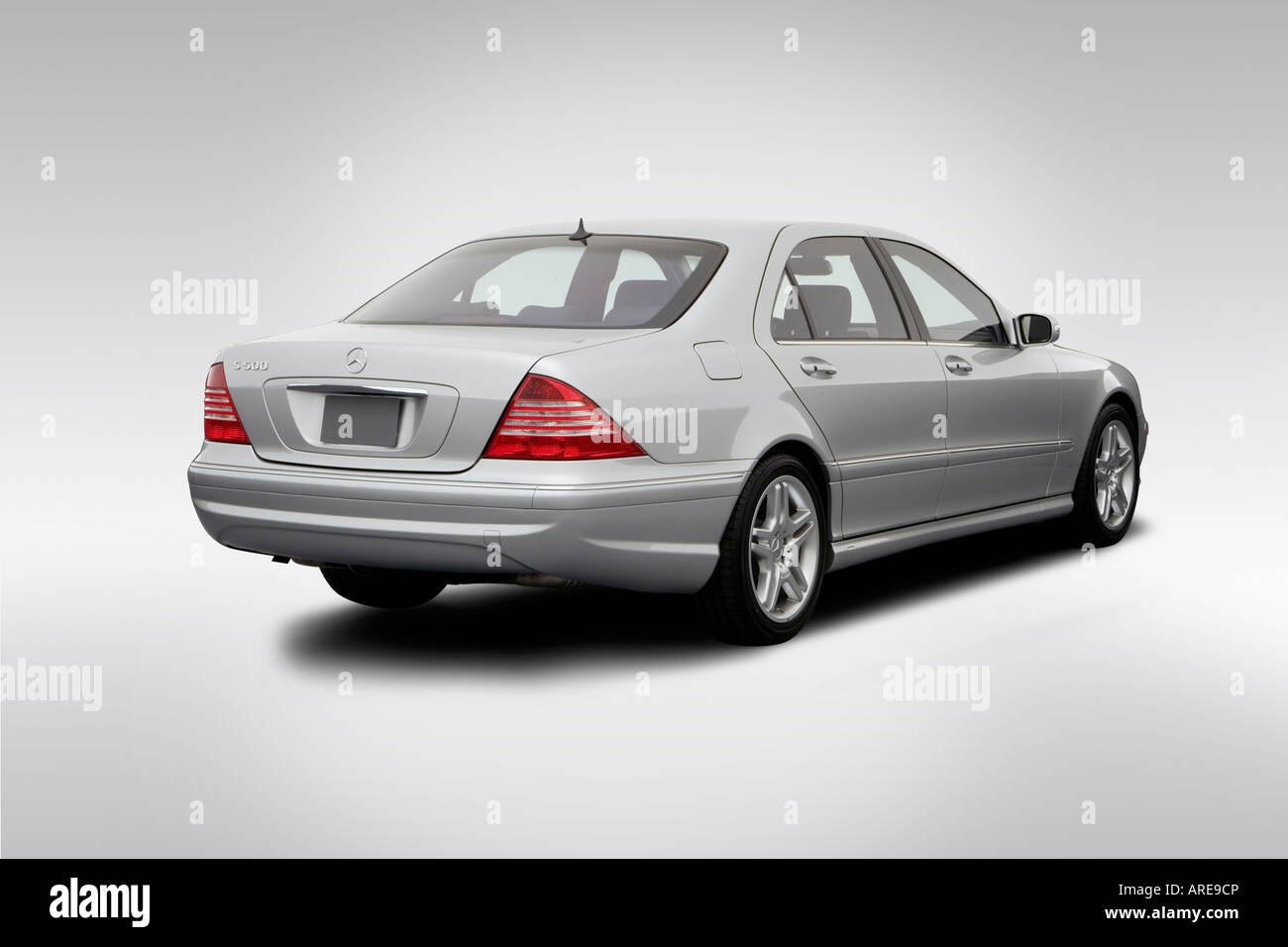 2006 Mercedes Benz S500 In Silver Rear Angle View Stock Photo Alamy