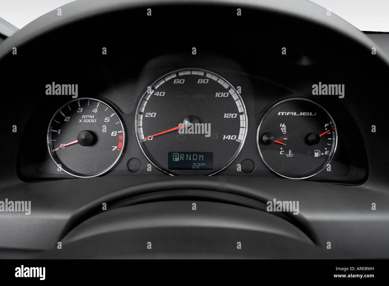 2006 Chevrolet Malibu SS in Blue - Speedometer/tachometer Stock Photo -  Alamy