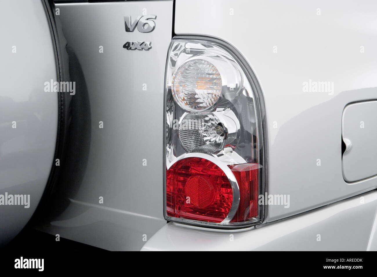 2006 Suzuki XL7 Premium in Silver Tail light Stock Photo Alamy