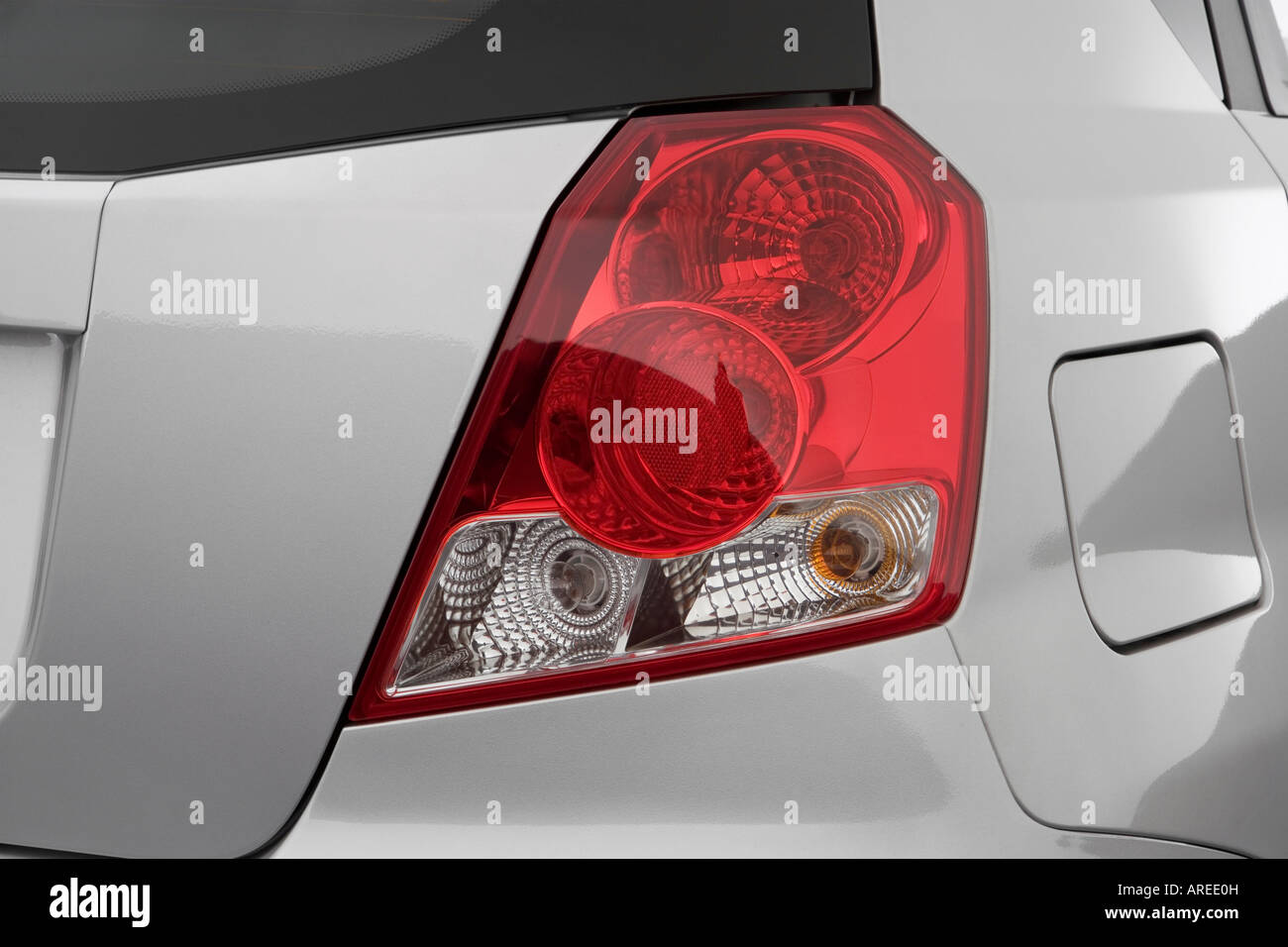 2006 Chevrolet Aveo LT in Silver - Tail light Stock Photo - Alamy