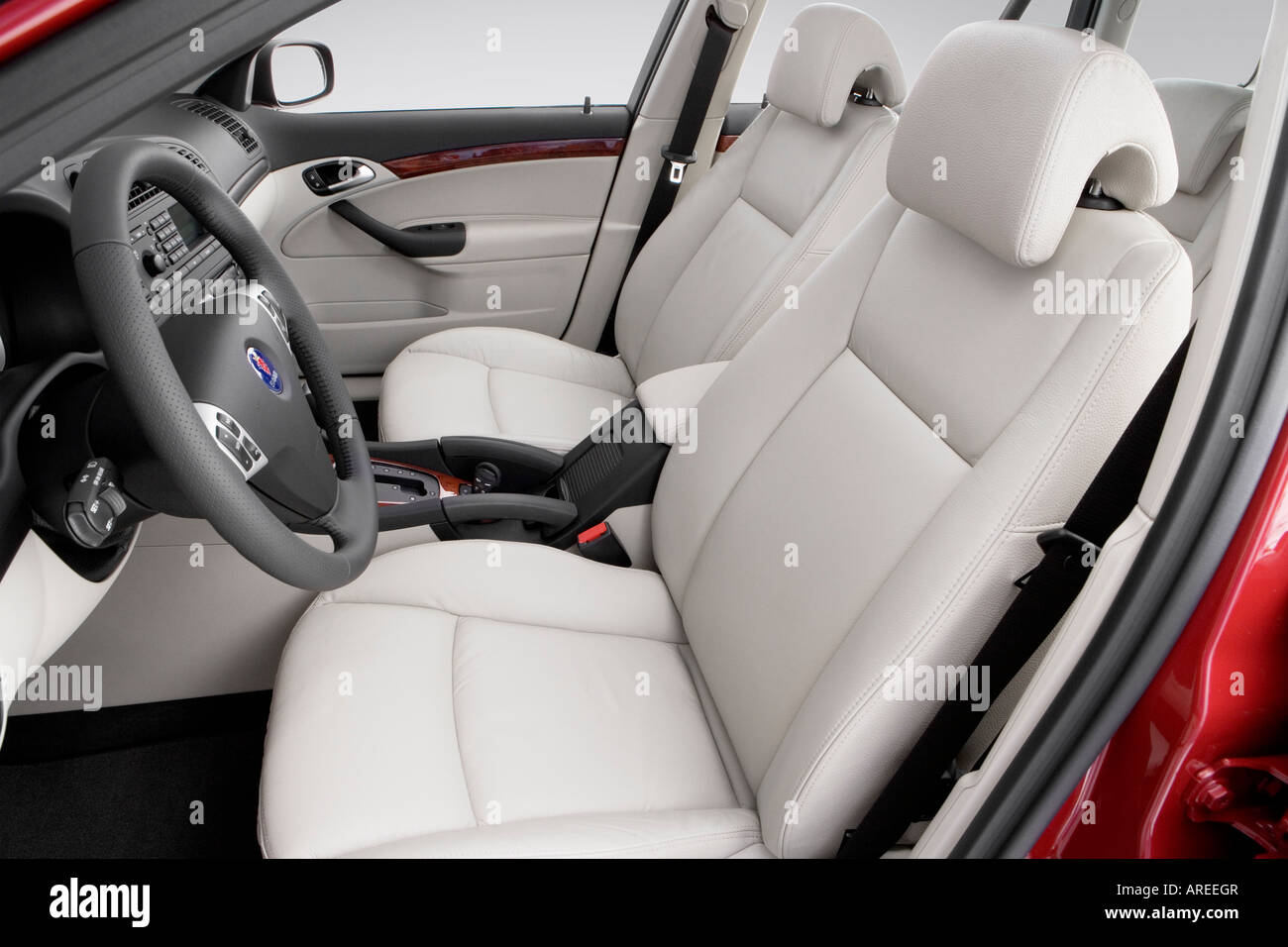 2006 Saab 9-3 2.0T Sport Combi in Red - Front seats Stock Photo