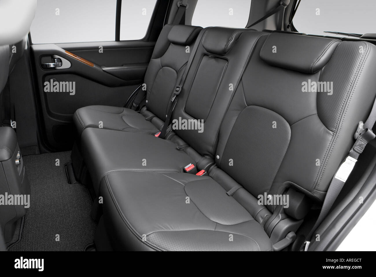 2006 Nissan Pathfinder LE in Silver - Rear seats Stock Photo