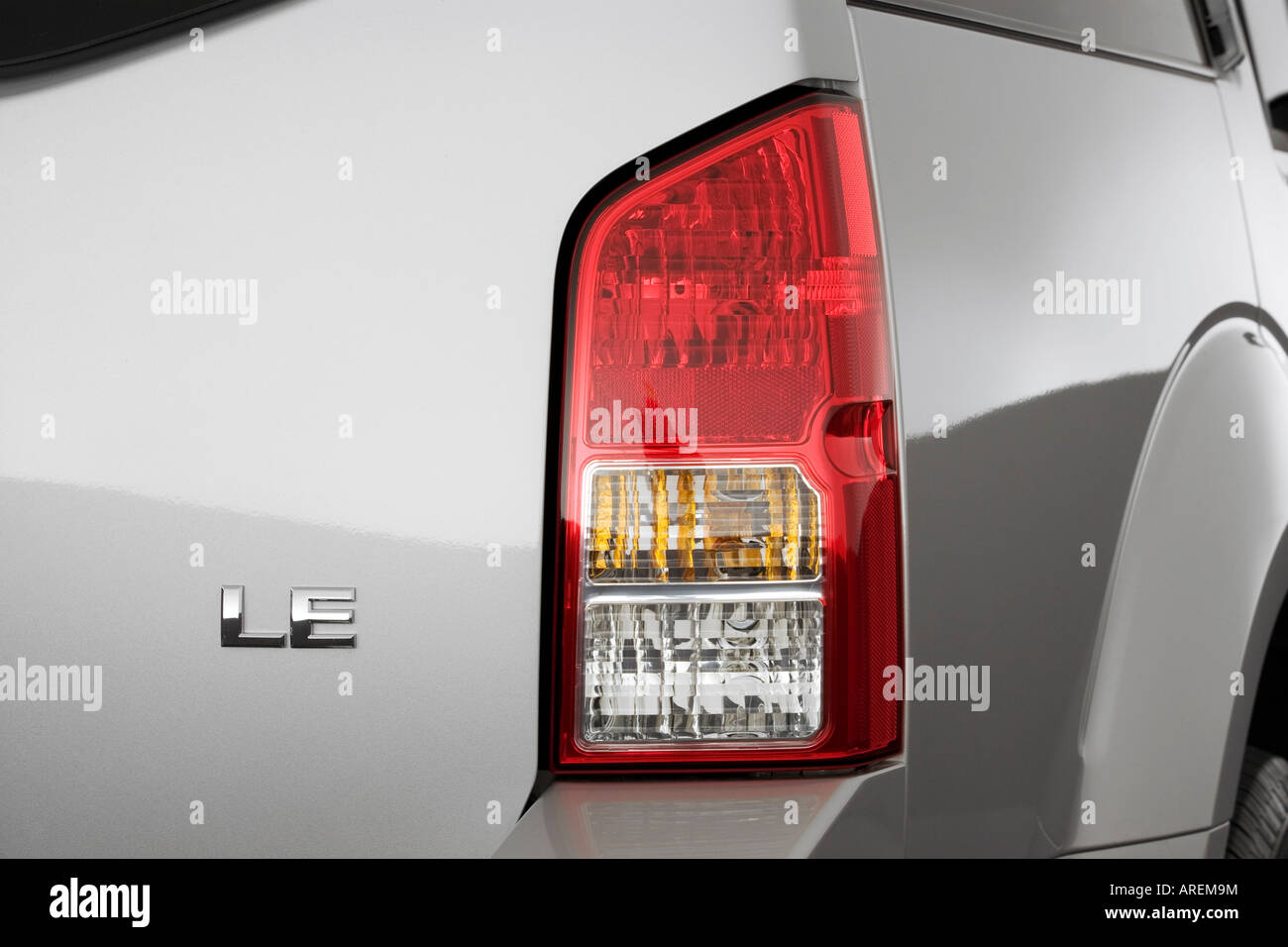 2006 Nissan Pathfinder LE in Silver - Tail light Stock Photo