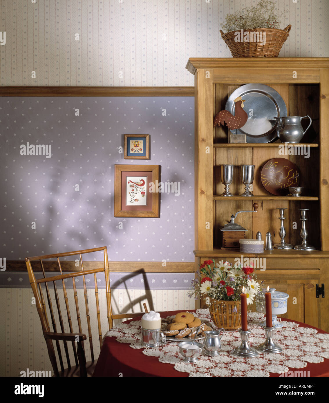 Early american 2025 dining room sets