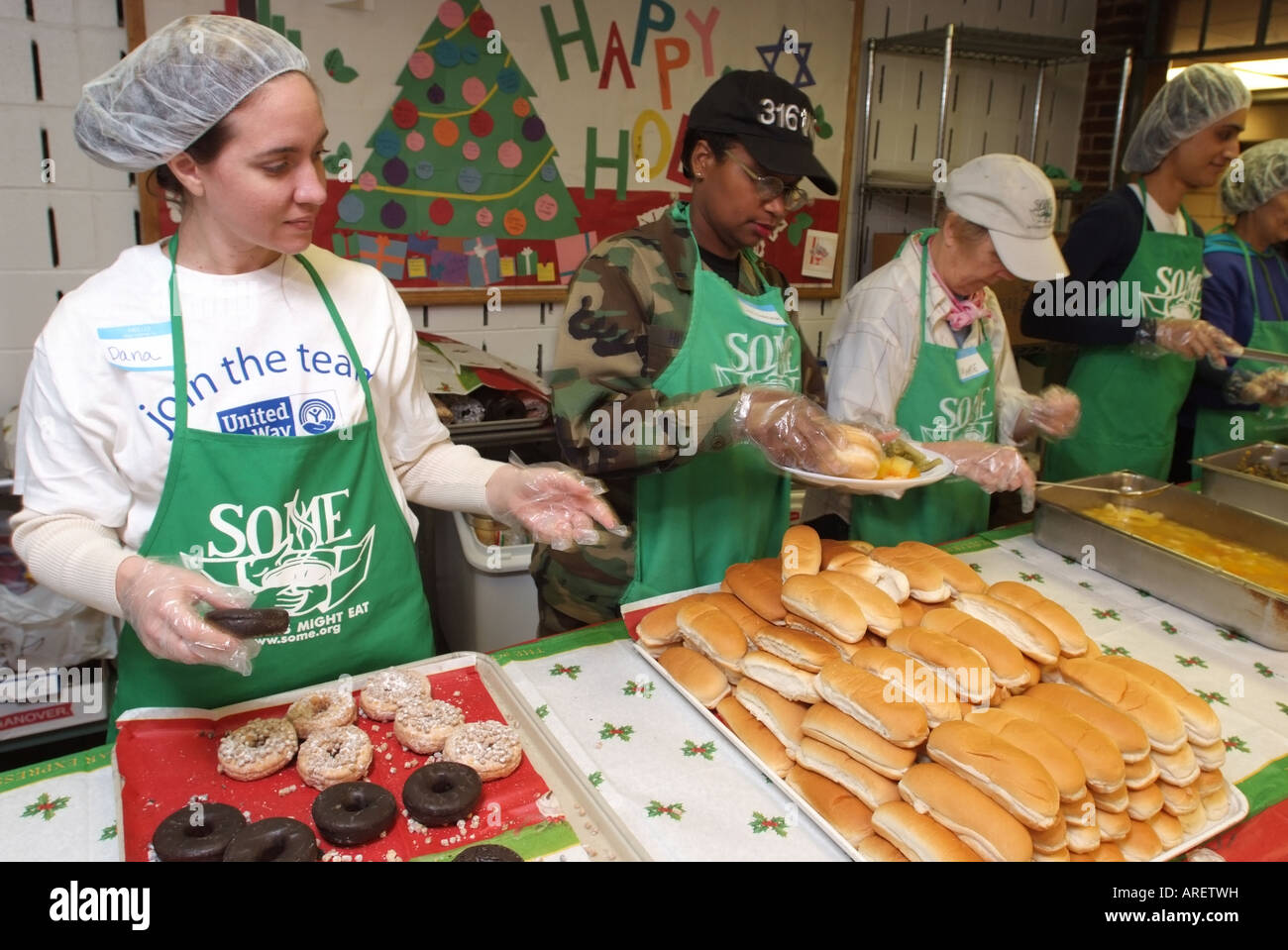 USA Washington DC Community volunteers at a soup kitchen Stock Photo