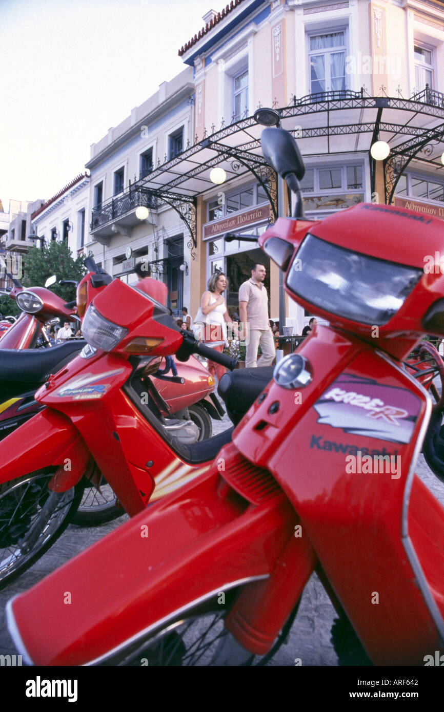 週間売れ筋 Motorbikes parked Page - images and photography stock hi-res ドラゴンボールカード