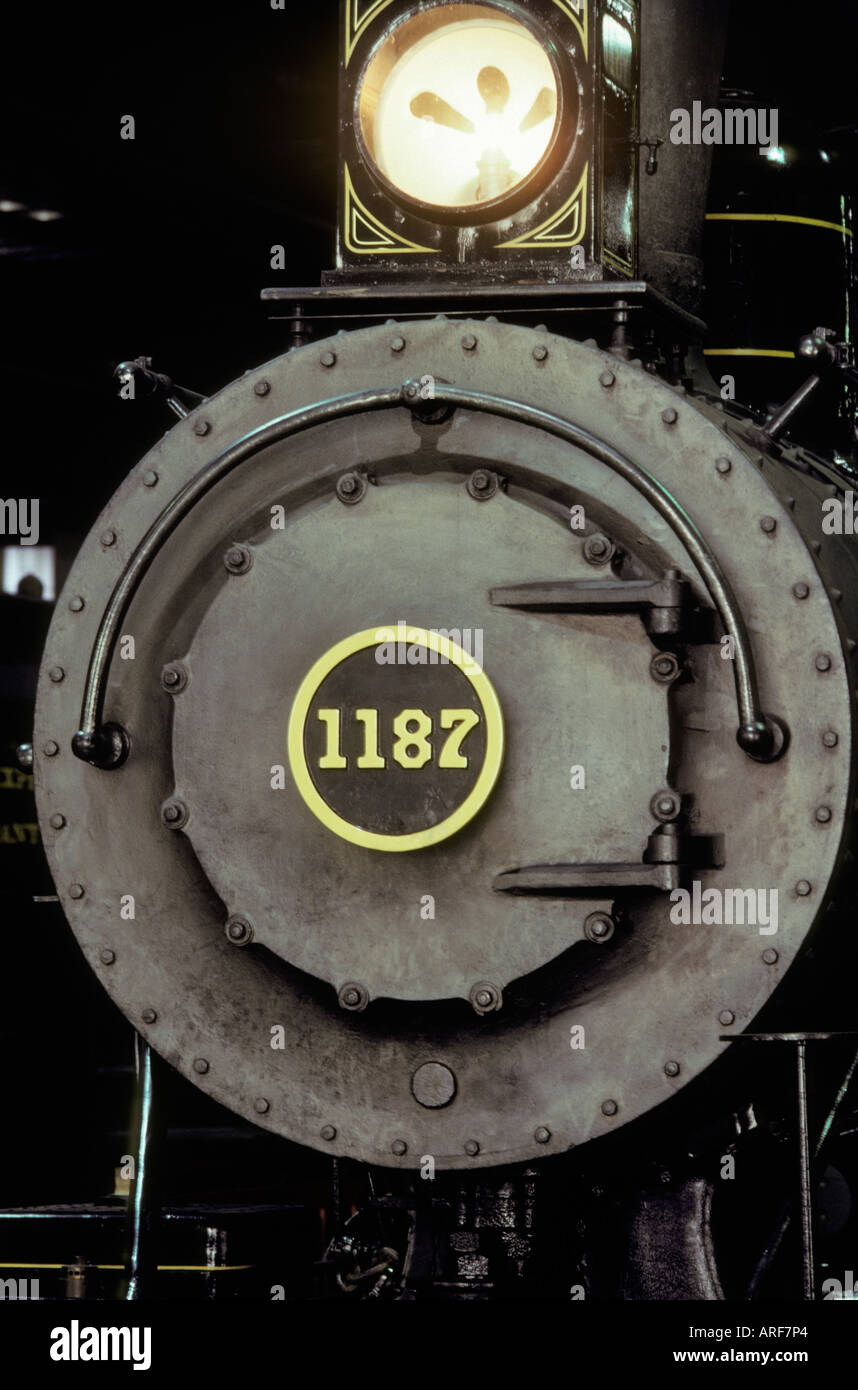 front end old fashion steam 1187 headlamp Stock Photo Alamy
