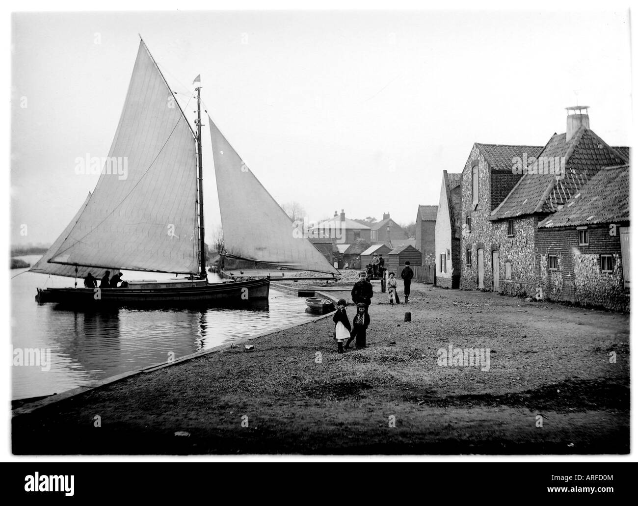 gaff rigged boat on norfolk broads - c.1910 Stock Photo
