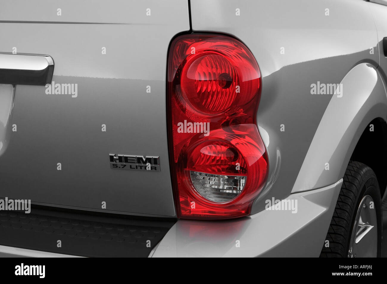 2007 Dodge Durango Limited in Silver - Tail light Stock Photo - Alamy