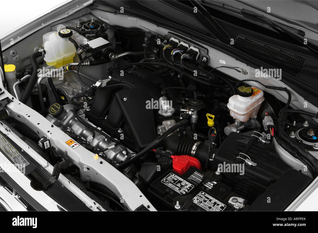 2008 Ford Escape XLT in Silver - Engine Stock Photo - Alamy